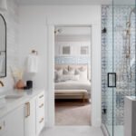 Room of the Day: Superstar Style for a Small Full Bathroom