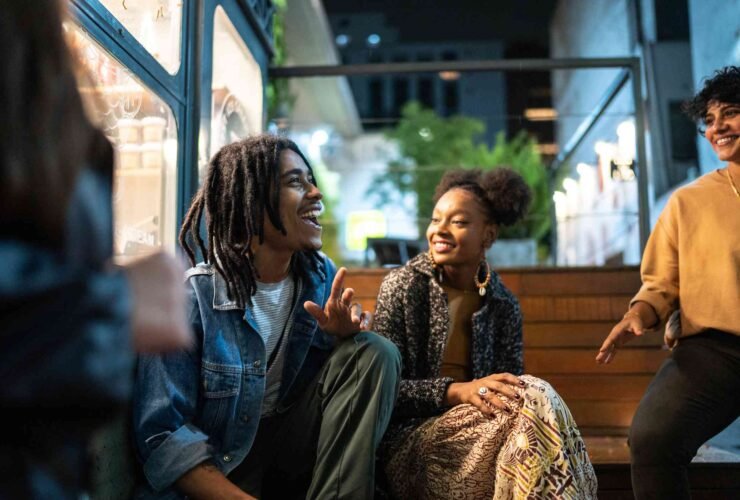Conversation Starters That Can Lead to New Friendships