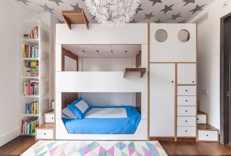 Going higher with Triple Bunk Bed in Brooklyn