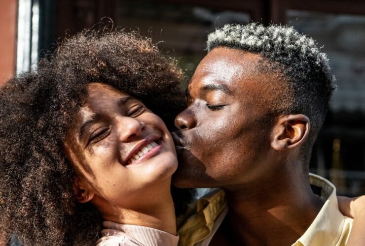 Leo Man Cancer Woman Love Compatibility