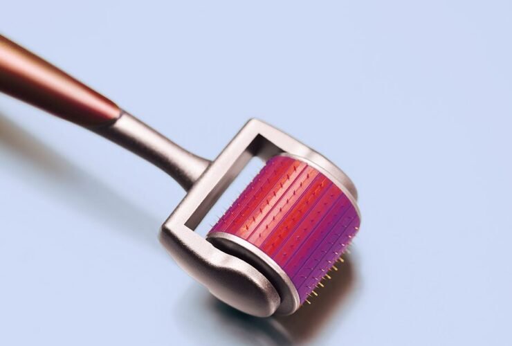 Microneedling at Home: Tips, Tricks and Safety