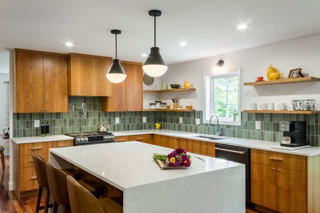 Kitchen of the Week: An Open Plan With Earthy-Eclectic Style