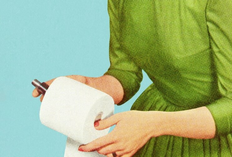 Should Your Poop Float or Sink? Here’s Why It Matters