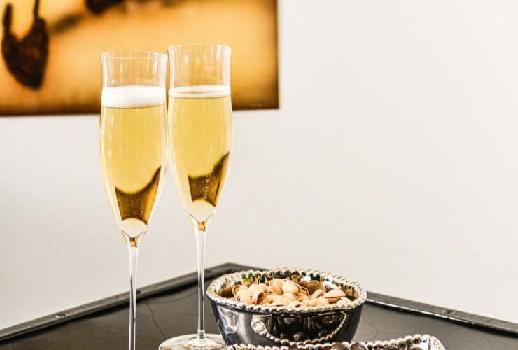 What is a Flute Glass? How to get the Most out of Your Bubbly