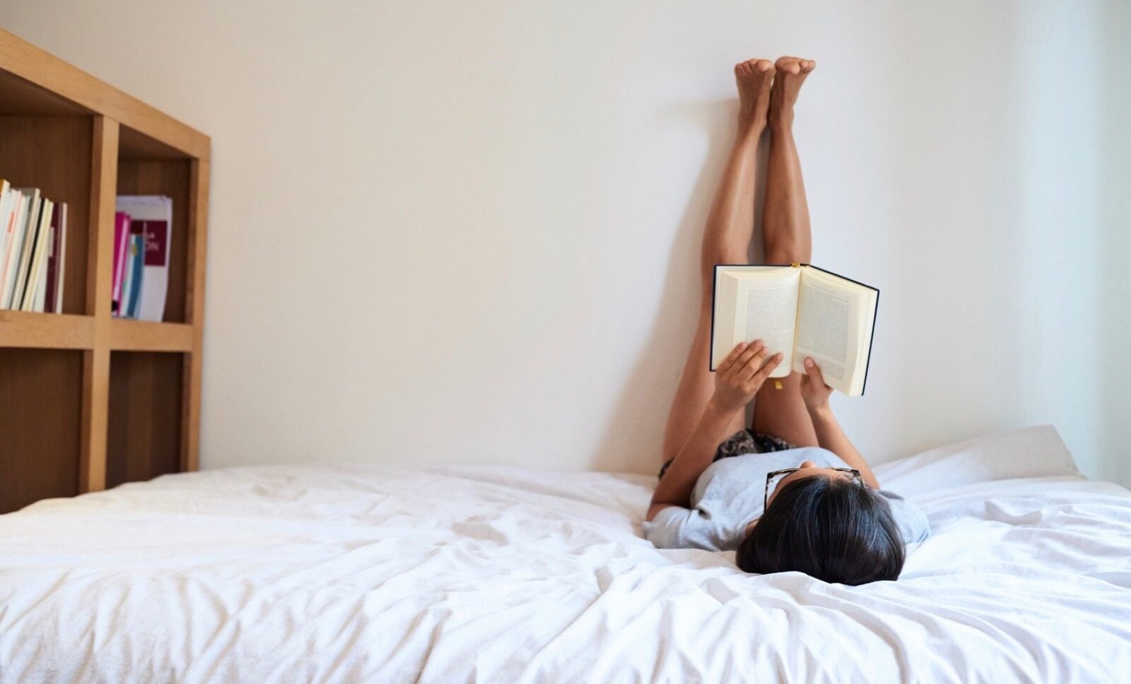 What's Everyone Reading / Watching / Listening to Right Now?