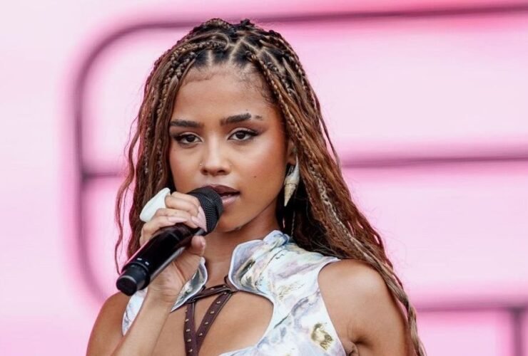 Get Tyla's Lollapalooza Look With These 4 Drugstore Beauty Products